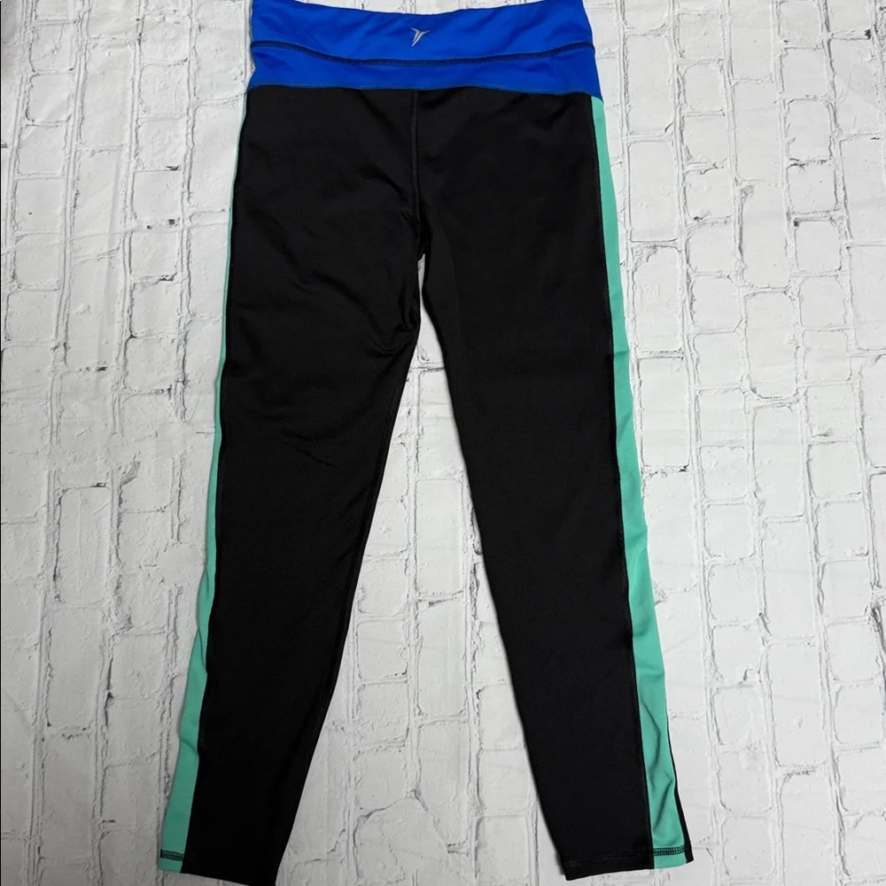 Old Navy Active Blue and Black Go-Dry Leggings - Picture 3 of 3